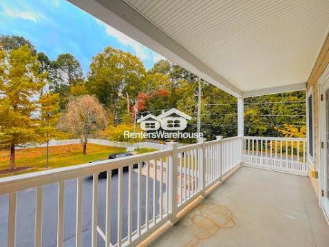 Building Photo - 500 Judah Way