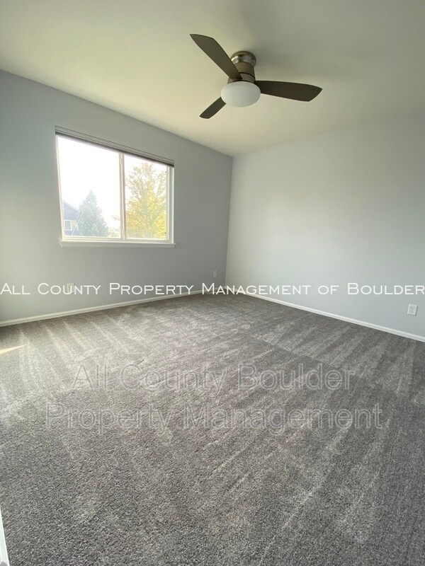 Building Photo - 5729 Pierson Mountain Ave