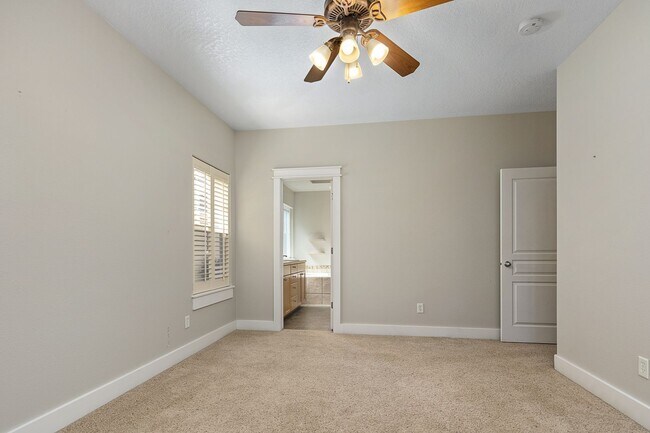 Building Photo - 4177 E Barber Station Way