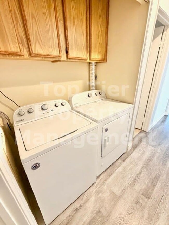 Building Photo - Beautiful 2 Bd/2 Ba 932 sf Condo in Oceanside available NOW for Lease!