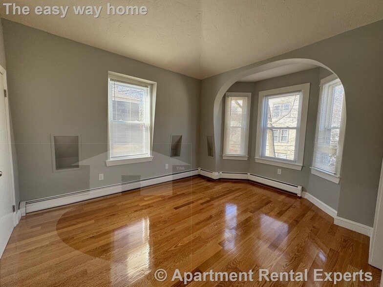 Building Photo - 60 Sacramento St