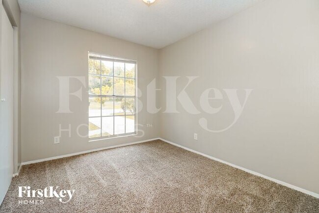 Building Photo - 3819 17th Ave S