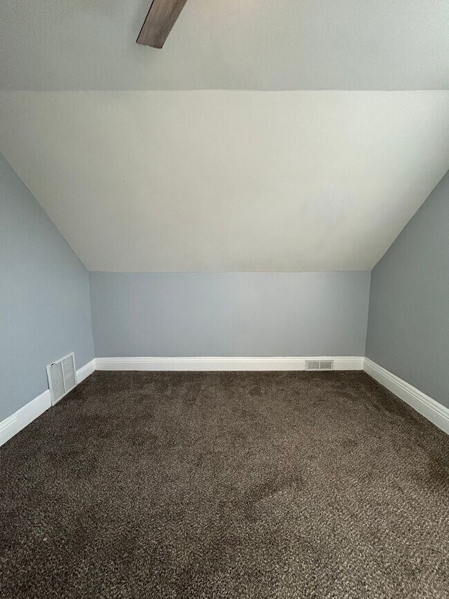 Building Photo - Coming Soon! Updated & Cozy 4-Bedroom Home