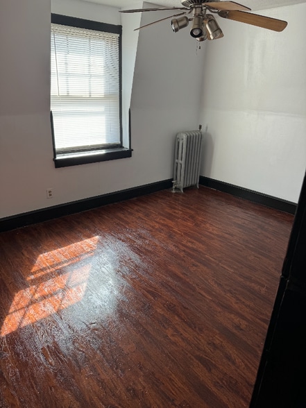 Building Photo - 1031 Marion St