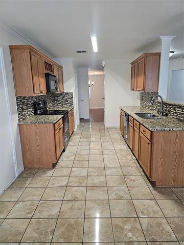 Building Photo - 3009 Meadow Bluff Dr