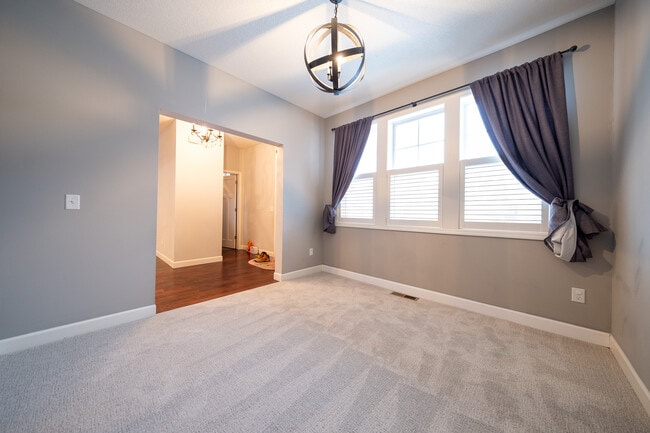 Building Photo - 5029 Hankerson Ave