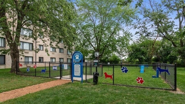 Building Photo - 4050 W 115th St