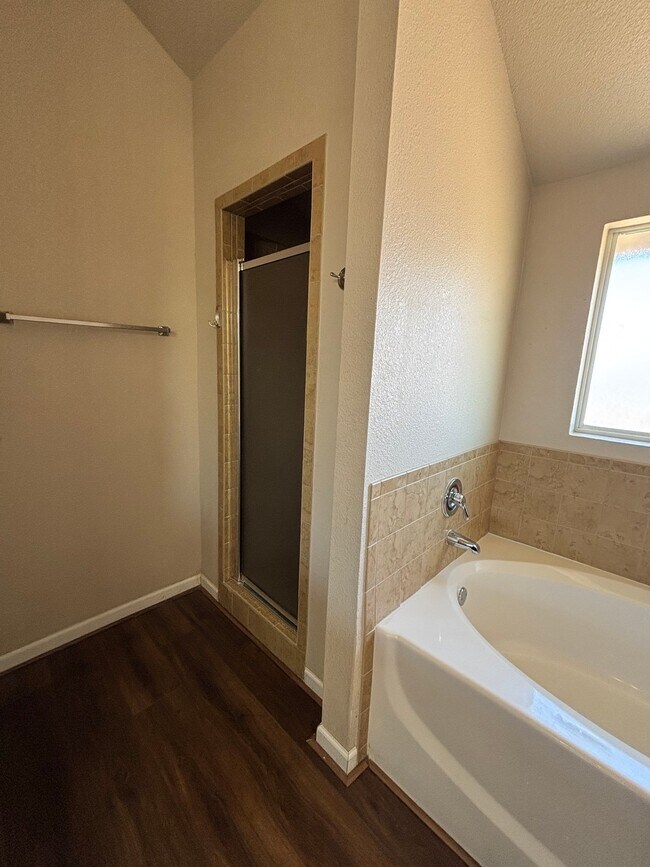 Building Photo - 2921 Pino Seco Pl