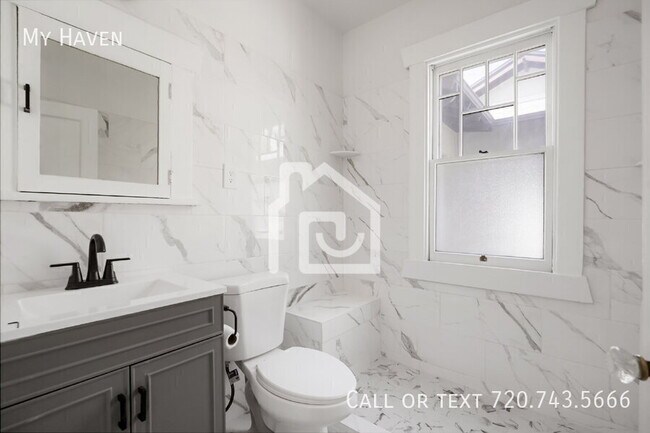 Building Photo - 771 Steele St