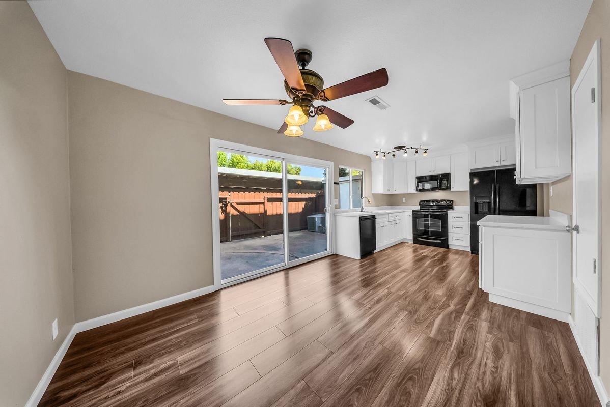 Building Photo - 4446 Seminole Way