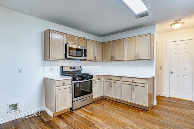 Building Photo - 21218 Somerset Park Ln
