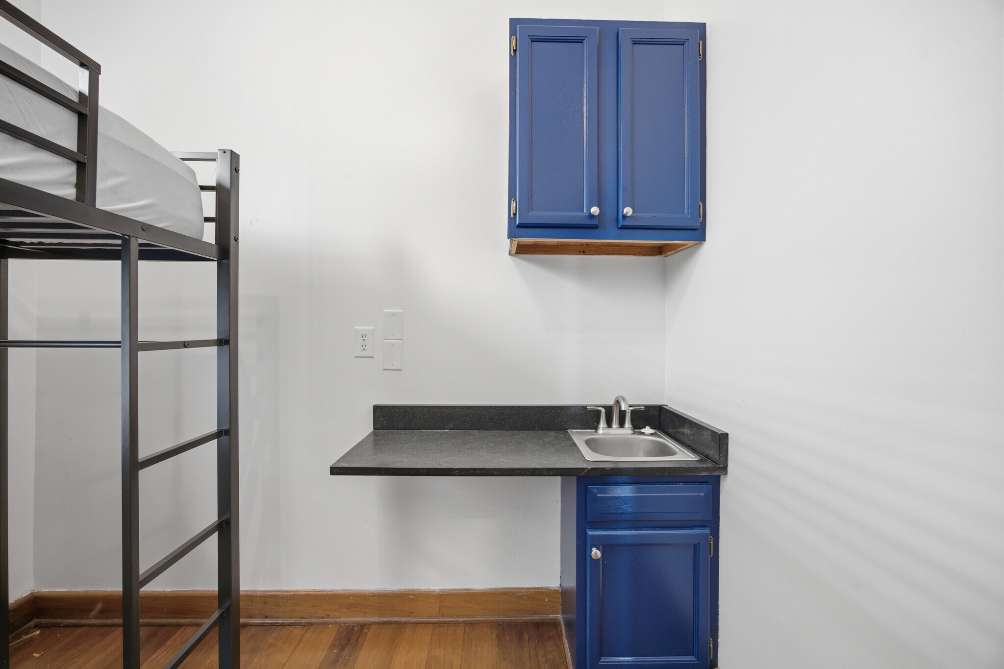 Building Photo - 823 McCallie Ave