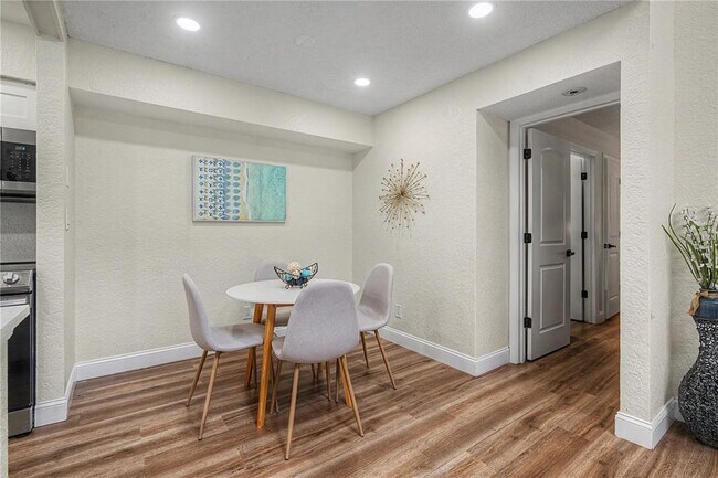 Building Photo - 3266 Haviland Ct