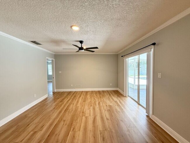 Building Photo - 4/3 WINTER PARK POOL HOME WITH WINTER PARK SCHOOLS! (Orange County Winter Park Schools)