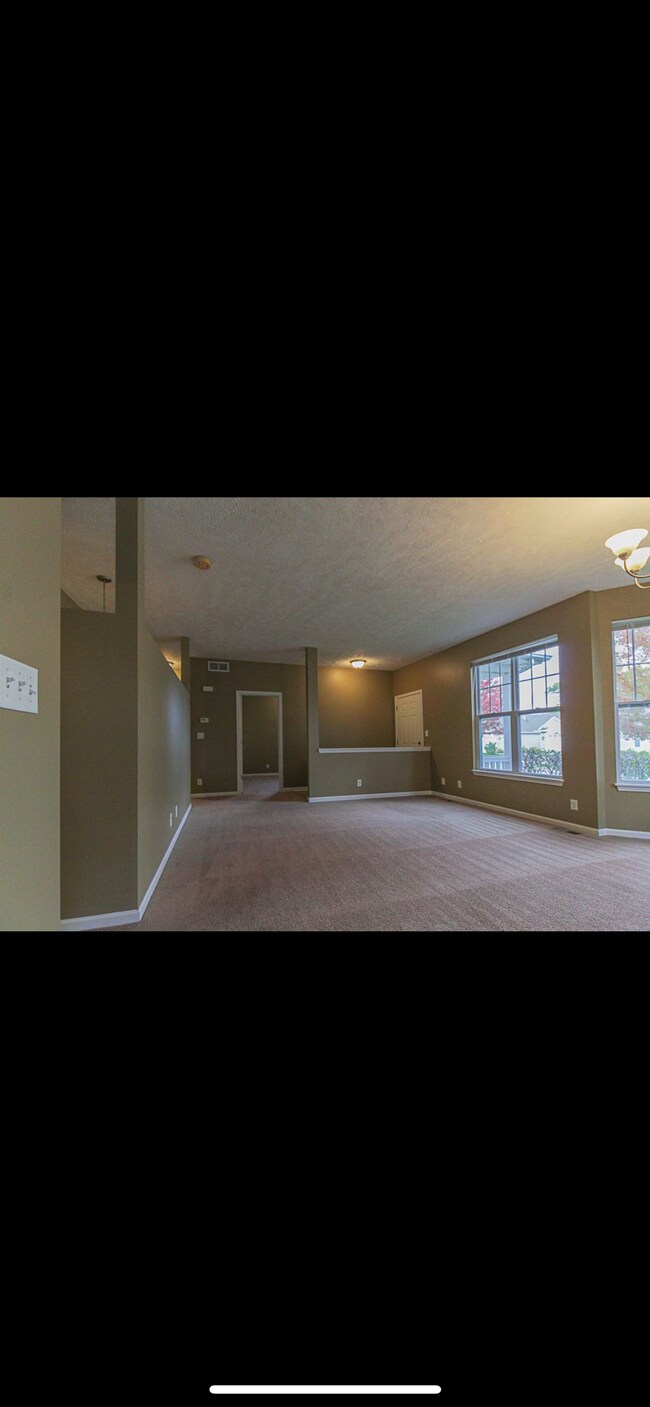 Building Photo - 5523 Sandhutton Ct