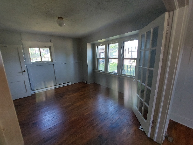 Building Photo - 4644 Agnes Ave