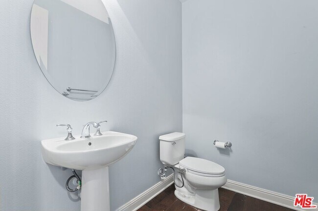 Building Photo - 11507 Verona Dr