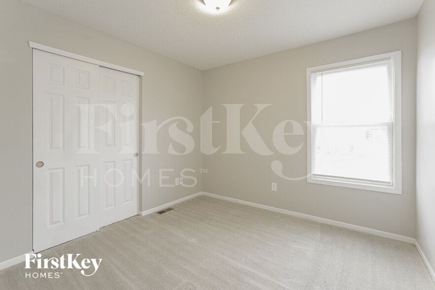 Building Photo - 29 Bazler Ln