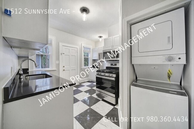 Building Photo - 1512 Sunnyside Ave