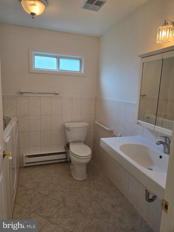 Building Photo - 30 Cotherstone Dr