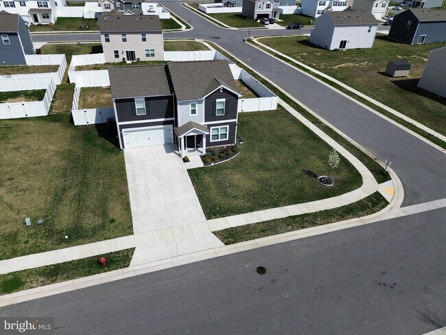 Building Photo - 1650 Terrapin Cir