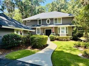 Building Photo - Amazing Four Bedroom Home Located Close to Alljoy Beach in Bluffton!
