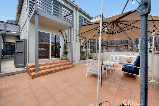 Building Photo - 606 Loma Dr