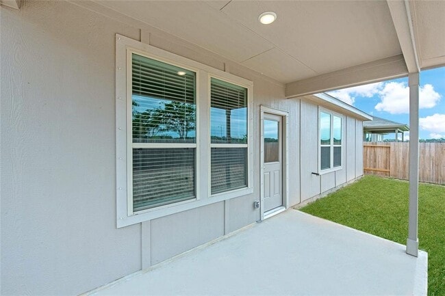 Building Photo - 340 Appaloosa Dr