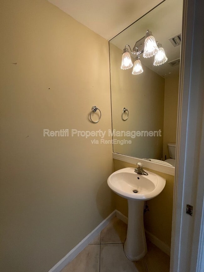 Building Photo - 9719 Glen Heron Dr