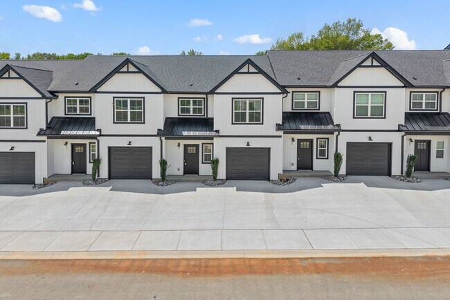 Building Photo - Sango Drive 3 Bedroom Condo For Rent!