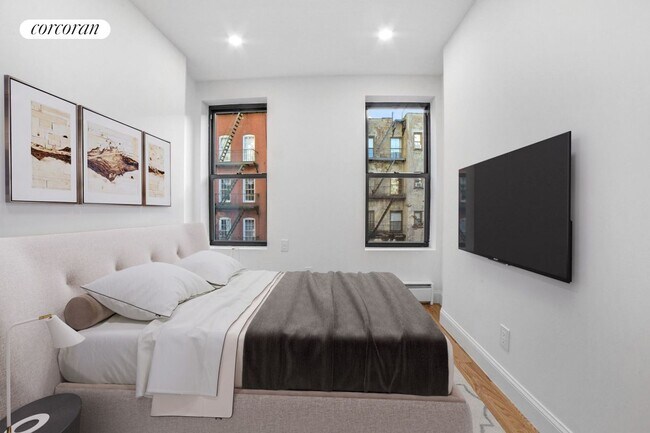 Building Photo - 350 E 89th St