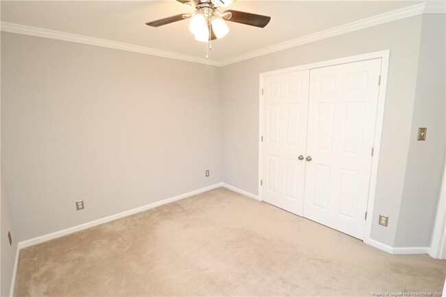 Building Photo - 203 Abbey Oak Ln