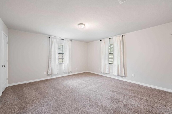 Building Photo - 4624 Santa Rosa Dr