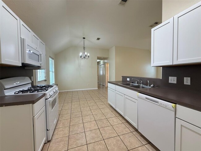 Building Photo - 6615 Highwind Bend Ln