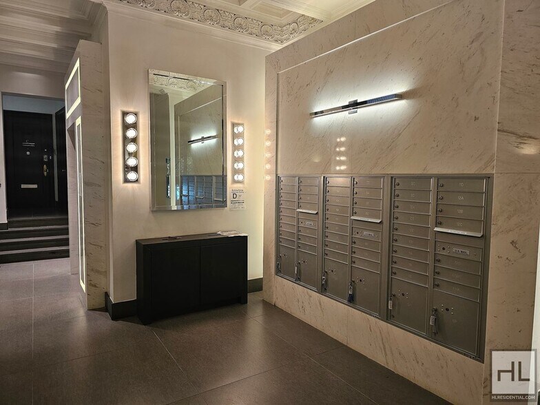 Building Photo - 2nd-Floor 1-Bedroom on the Upper West Side