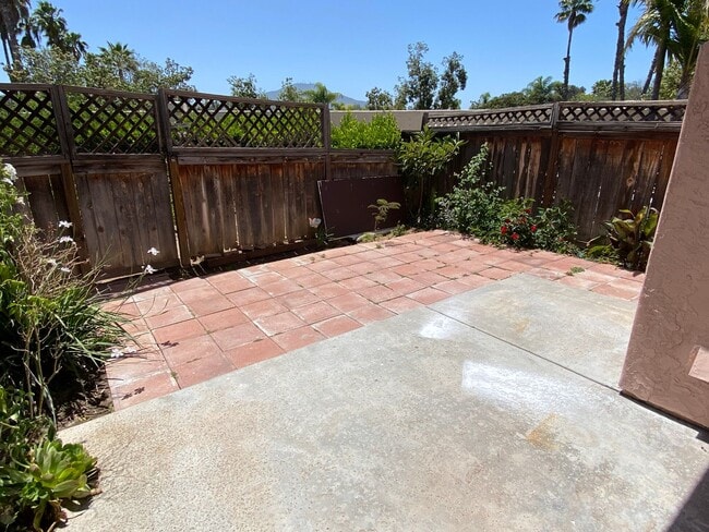 Building Photo - Rancho Villas 2 Bedroom 2.5 Bath