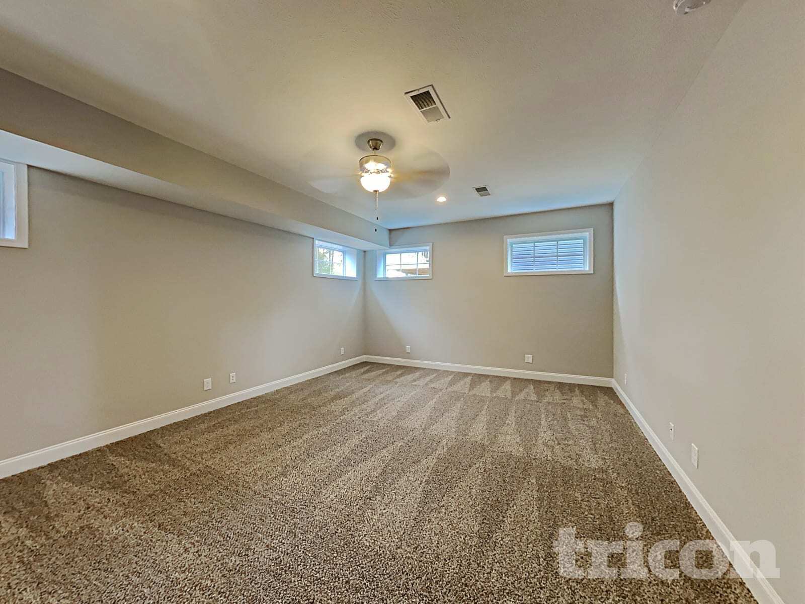 Building Photo - 1063 Spicer Dr