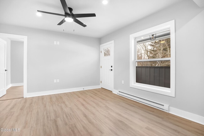 Building Photo - 103 E High St