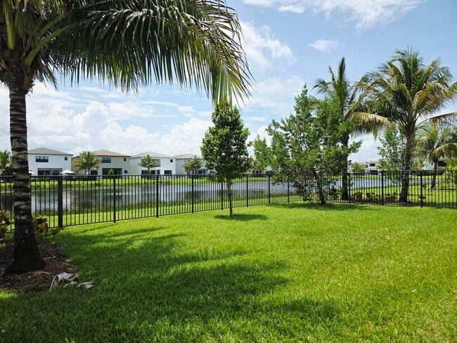 Building Photo - 8068 Laurel Falls Dr