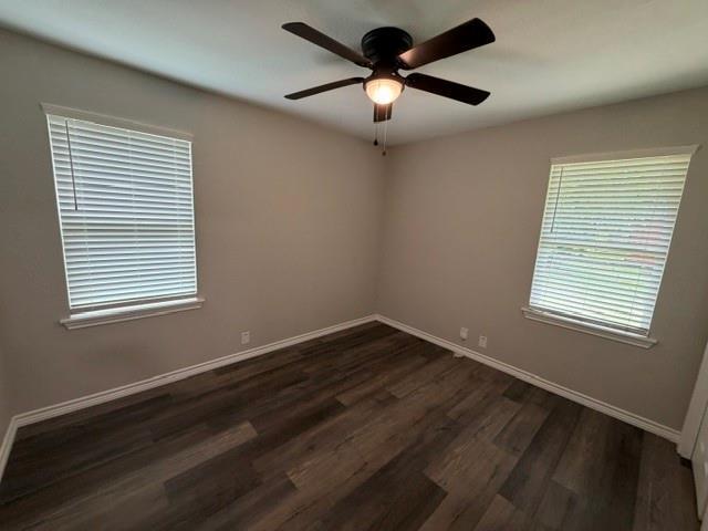 Building Photo - 1311 Manor Dr