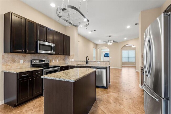 Building Photo - 105 Keo Keo Dr