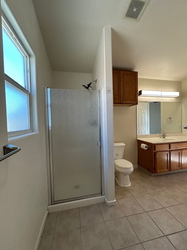 Building Photo - 111 Buck Run Dr