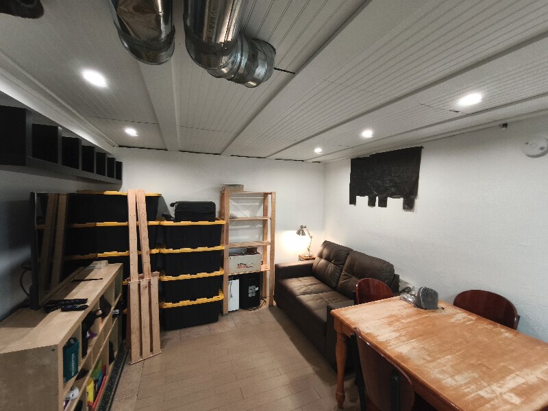 Building Photo - 1062 W 300 N