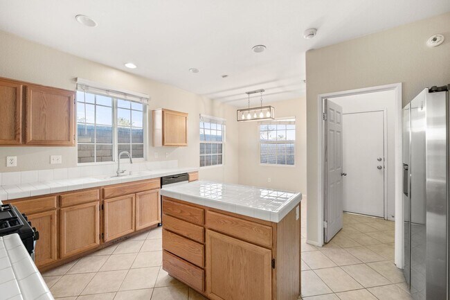 Building Photo - Beautiful Corner Home