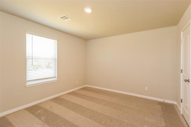 Building Photo - 1607 Crimson Lake Blvd