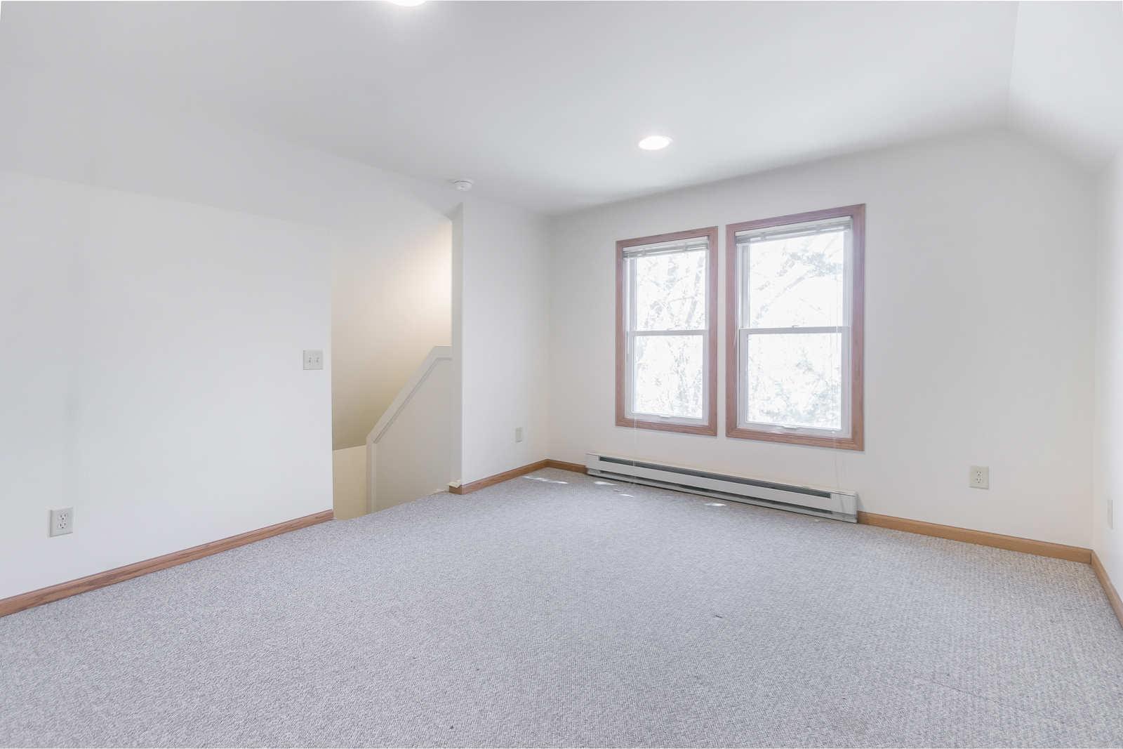Building Photo - 419 W Doty St
