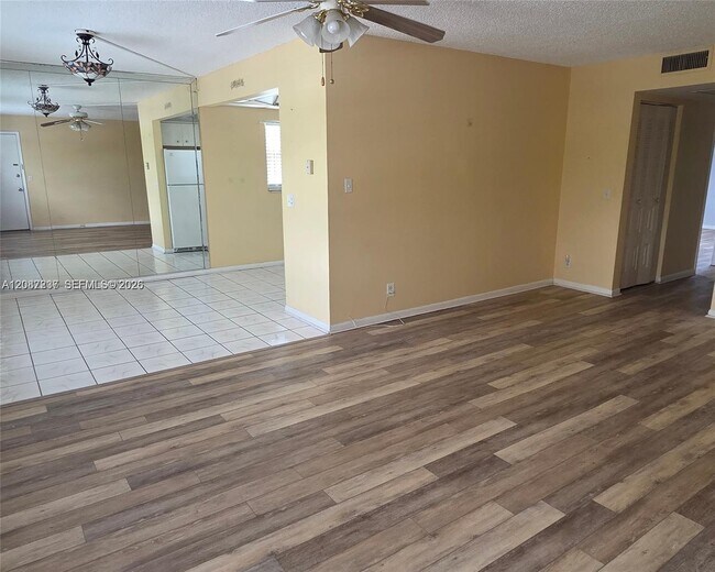 Building Photo - 800 SW 131st Ave