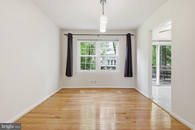Building Photo - 8747 Arley Dr