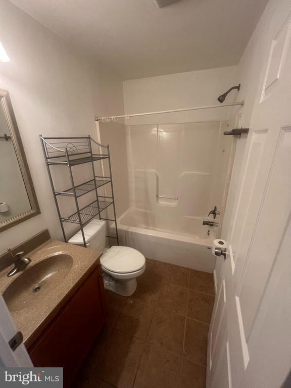 Building Photo - 1407 N Bouvier St