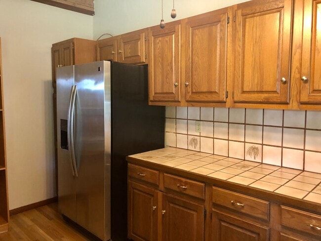 Building Photo - ENCHANTED LAKES 3/2/1, ENJOY KA'ELEPULU CANAL IN YOUR BACKYARD